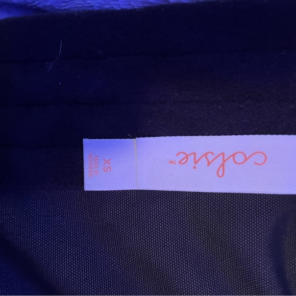 half black corset - Picture 2 of 2